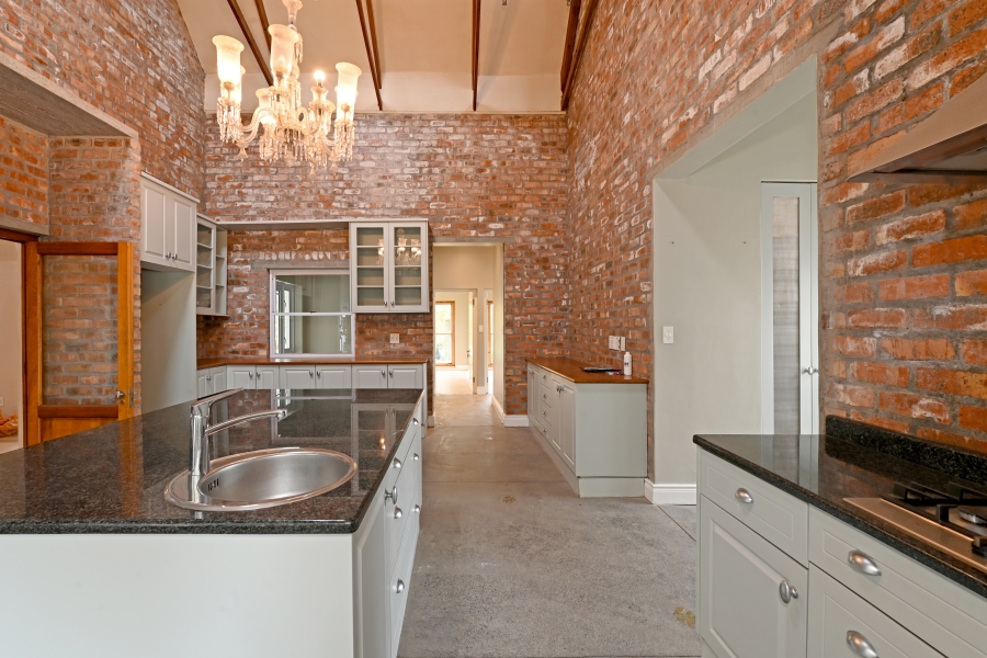 4 Bedroom Property for Sale in Constantia Western Cape